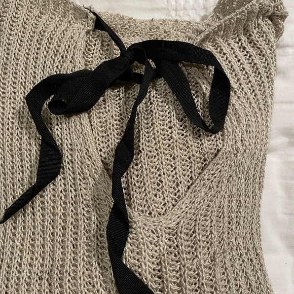 Beautiful small camel coloured knit with tie back - Picture 4 of 5